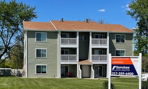 Apartments Near Champaign 2502 Myers Ct for Champaign Students in Champaign, IL