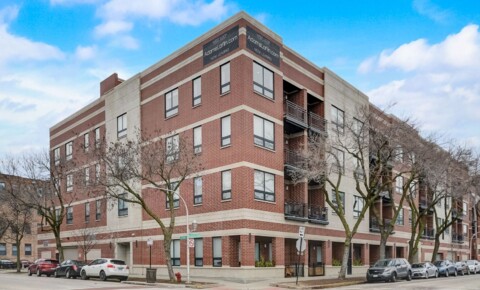 Apartments Near East-West 128 S Laflin St for East-West University Students in Chicago, IL