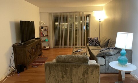 Sublets Near Make-up Designory Short-Term Sublet fully furnished apartment in Westwood Village - Close to UCLA Campus for Make-up Designory Students in Burbank, CA