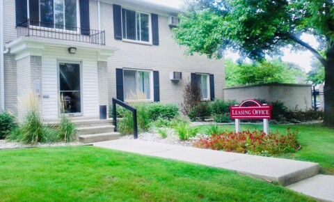 Apartments Near Manthano Christian College Ramblewood Apartments for Manthano Christian College Students in Westland, MI