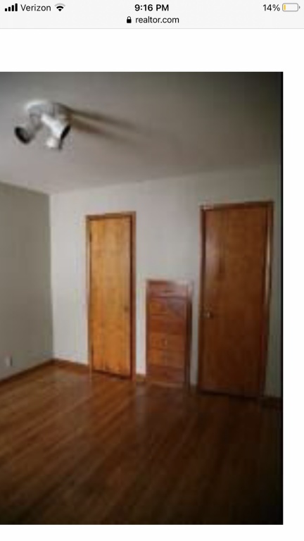 One Bedroom/1 Bath Unit in Duplex - Steps from North Central College