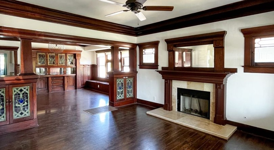 3 Bed | 2 Bath | Beautiful Craftsman Home in Historic Jefferson Park