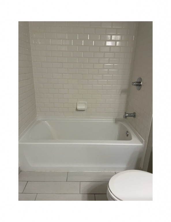 1200 month private room/bath sublease-Private oversize master suite for rent with 2 other females