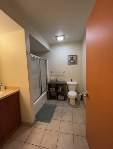 Apartment needing 4 Sublets (Willing to negotiate price)