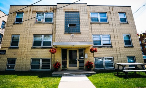 Apartments Near Walden 318 8th Ave SE for Walden University Students in Minneapolis, MN
