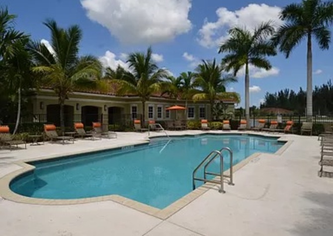 Houses Near Wellington Club delivers refined apartment living to Lake Worth, Flori