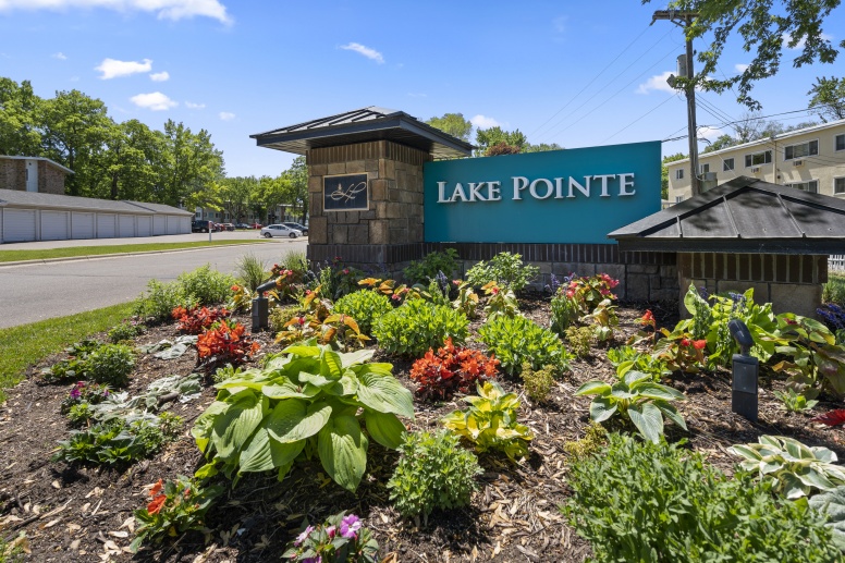 Lake Pointe Apartments