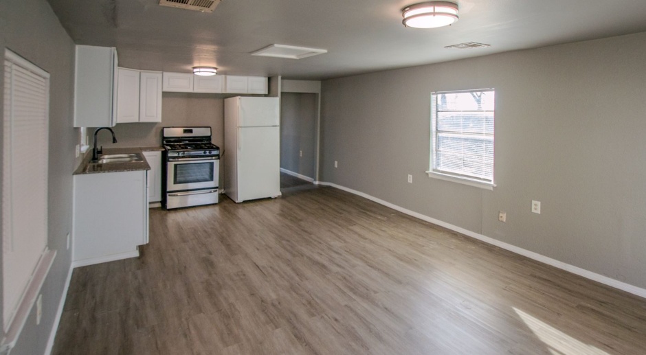 $500 Off First Month's Rent - Charming and Convenient: Discover 1222 NW 8th Street in Vibrant Oklahoma City