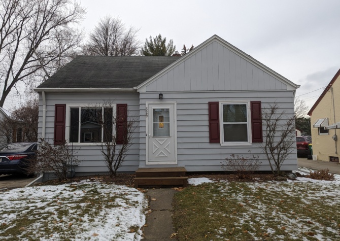 Houses Near 3 Bed 1 bath Home in Green Bay