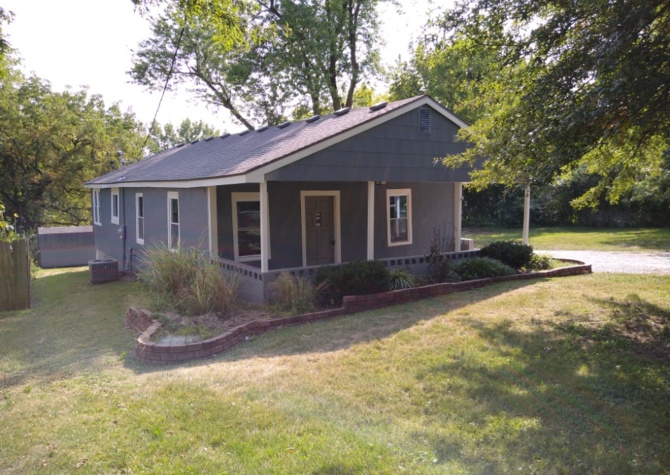 Houses Near Great 2-bedroom in Overland Park!