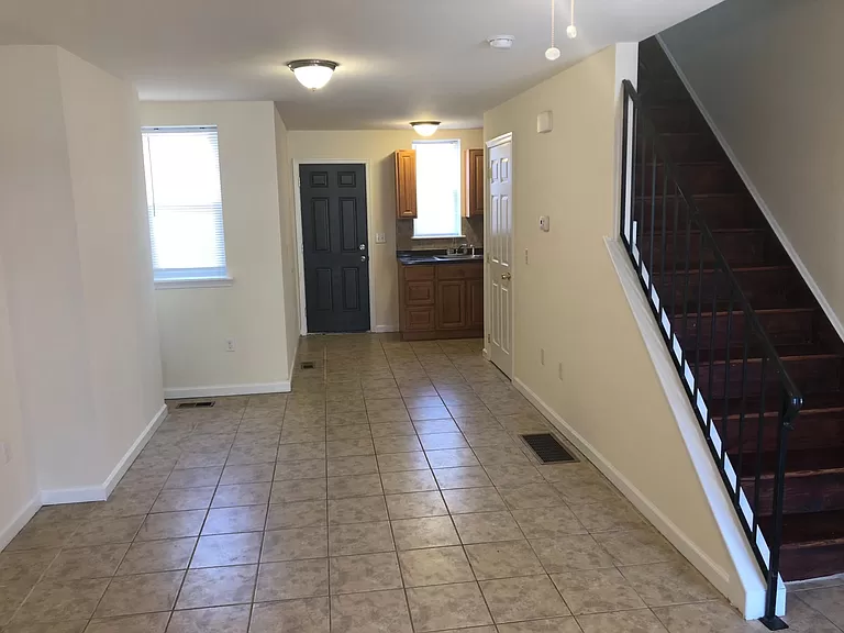 Houses Near This home features 2 bedrooms / 1 bathroom and includes central A/C, s