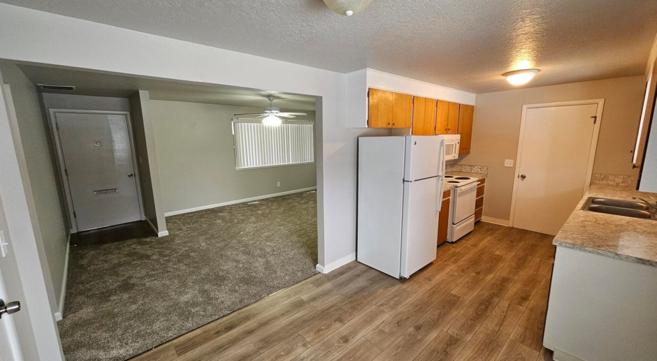 Beautifully Renovated 3 Bedroom, 1 1/2 Bathroom Duplex on the Boise Bench! New Carpet and Paint.