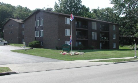 Apartments Near CSU 24130-36 Euclid Ave. for Cleveland State University Students in Cleveland, OH