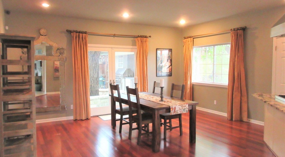 Furnished 3-bedroom in Travis Heights with Downtown Views!