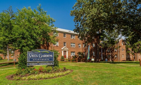 Apartments Near Graduate School USA  Vista Gardens Apartments for Graduate School USA Students in Washington, DC