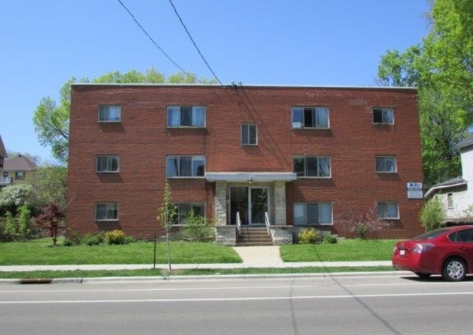 Apartments Near 640 East Johnson Street