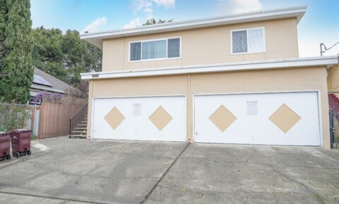 Apartments Near Concord Spacious 3 Bedroom Unit in Central Oakland! for Concord Students in Concord, CA