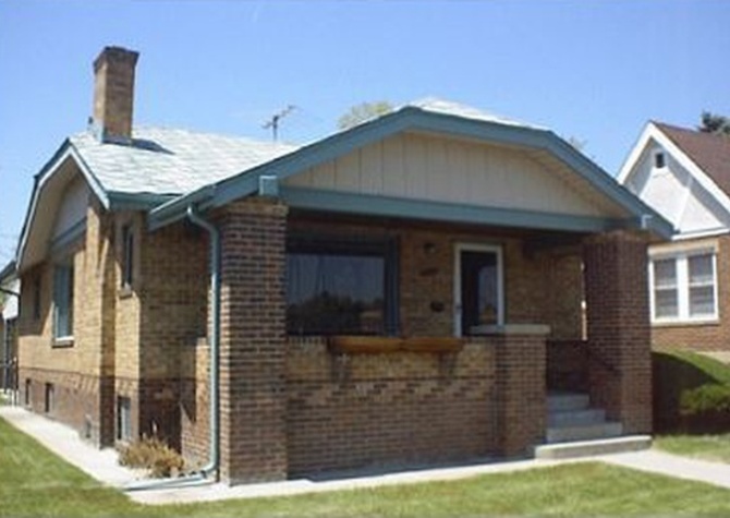 Houses Near 2BR/1BA Brick Bungalow in Wash Park!