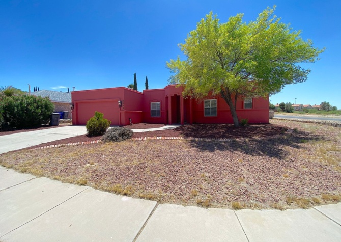 Houses Near West El Paso 3 bed refrig A/C Home