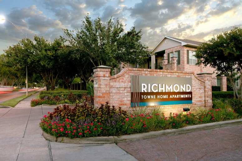 Richmond Towne Home Apartments