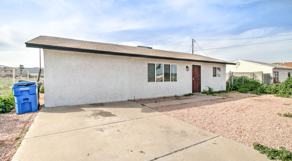3 Bed + 2 Bath + 1,208 SF Gorgeous Remodel in South Phoenix (24th Street/Broadway Road)