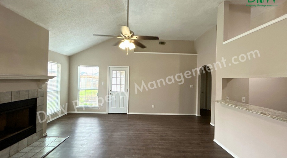 Charming 3-Bedroom Home with Modern Amenities for Lease in Fort Worth, TX