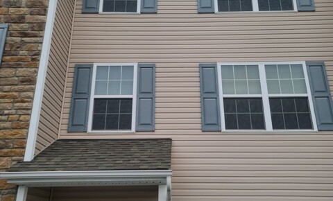 Houses Near Penn State Mont Alto 3 Bedroom 2 1/2 bath Townhome for Rent in Waynesboro for Pennsylvania State University Mont Alto Students in Mont Alto, PA