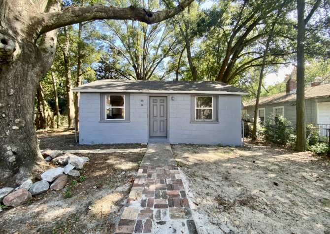 Houses Near Updated Pensacola 1 BR