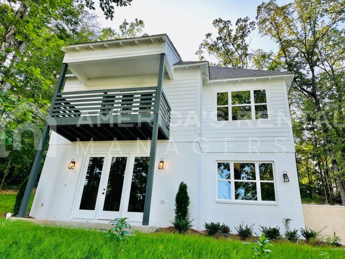 New Construction Home for Rent in Vestavia Hills, AL!!! Sign an 18 month lease by 3/15/24 to receive 1 month free and reduce your deposit!