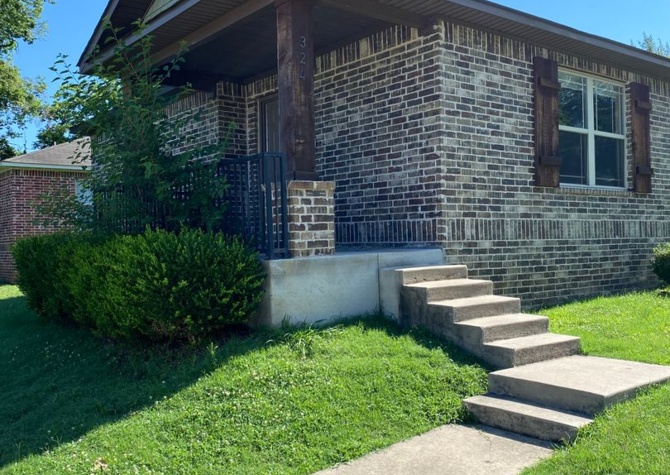 Houses Near JUNE MOVE IN - 2 Bed 2 Bath Newer Duplex Near Downtown Fort Smith