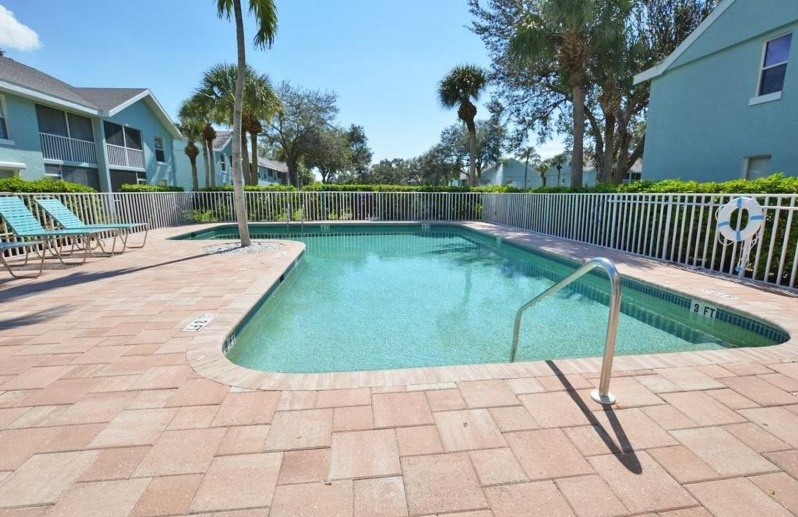 **** THIS CUTE 2/2 GROUND FLOOR CONDO IN PIPER'S POINTE*** NAPLES**** ANNUAL RENTAL AS OF APRIL 1, 2023