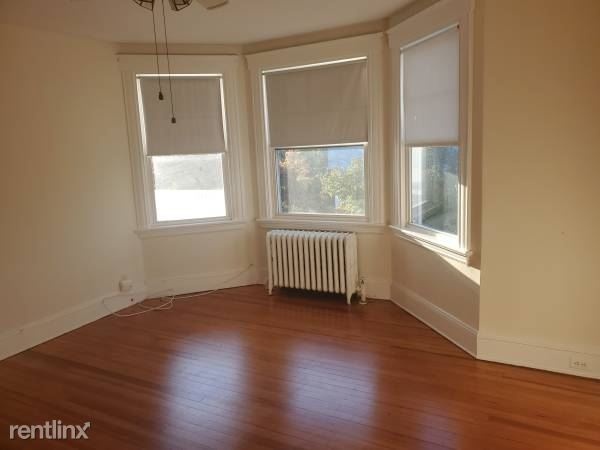 Large 2 Bedroom Apartment 2nd Floor 3-Family Home- H/HW Incl. / Port Chester