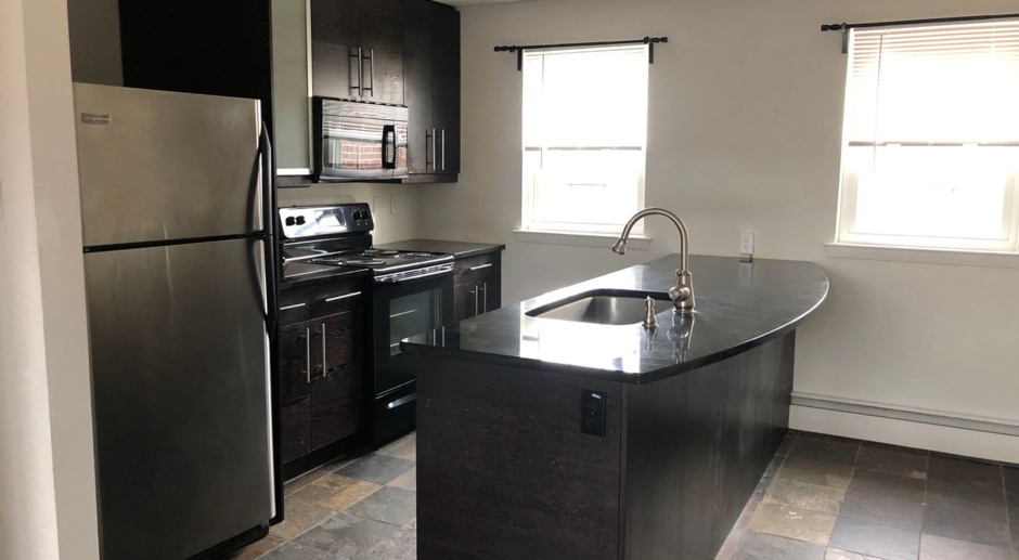 Fully Renovated - 2 Bed / 1 Bath - Great Ambler Location