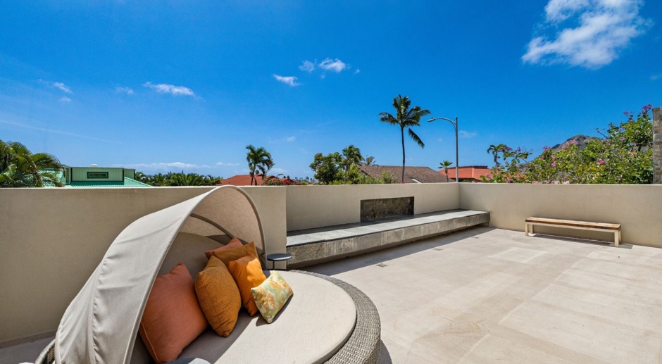 6bd/6.5ba Luxury Home with Private Pool, & A/C. Villa Luana