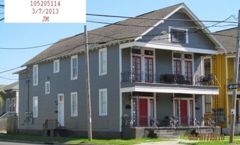 Apartments Near Kenner 3125-27 Banks for Kenner Students in Kenner, LA