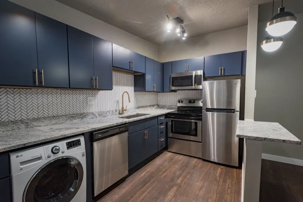 Remodeled One Bedroom, Excellent Location and Gorgeous Finishes!