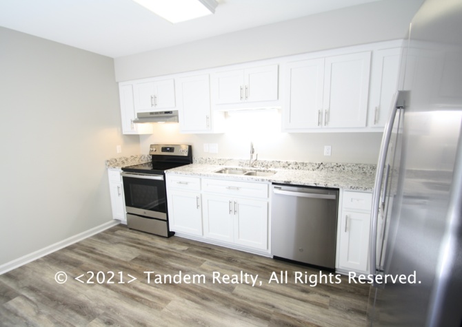 Houses Near Fully Renovate in Donelson:  2 bed 2.5 baths