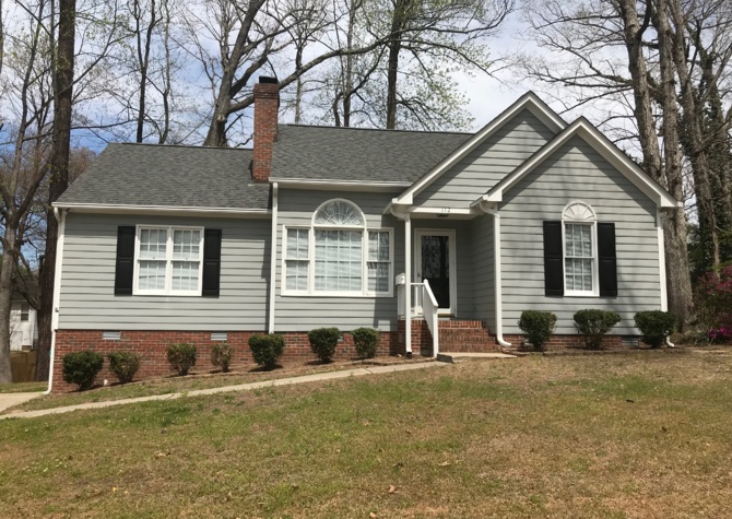 Houses Near 112 Fawn Ridge Court: Charming Ranch in Knightdale! 