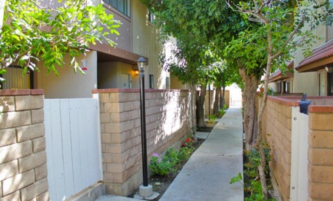 Apartments Near Los Angeles Mission College  Gresham Townhomes for Los Angeles Mission College  Students in Sylmar, CA