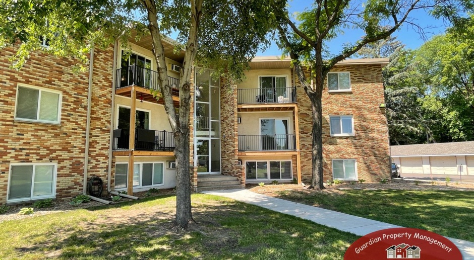 Main Floor, Excellent Condition, Video Walkthrough, Garage Available, Laundry on Each Floor, Newly Renovated w/Dishwasher