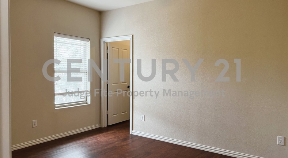 Cozy and Well-Maintained 1/1 Apartment in Waxahachie ISD! 