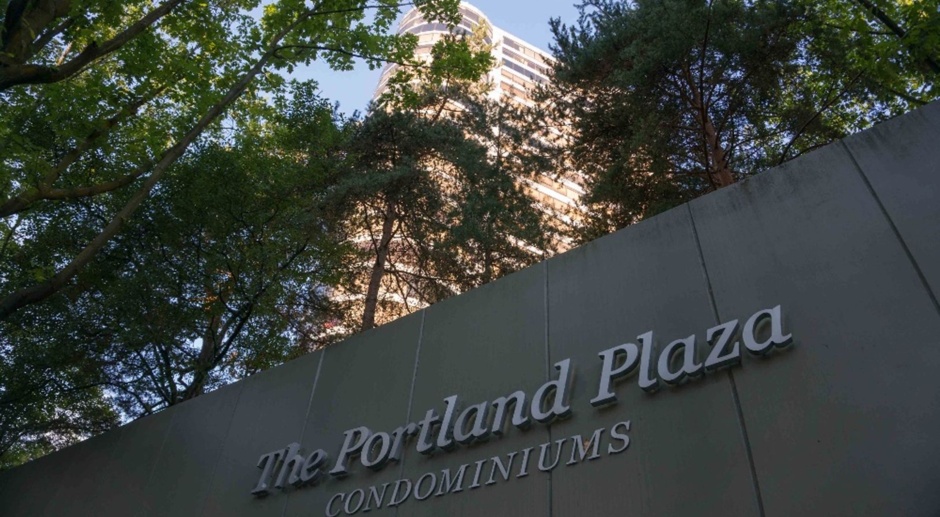 Coveted Portland Plaza Condo located in Downtown Portland