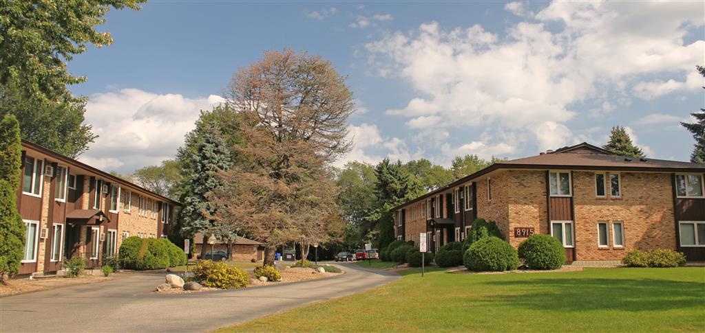 Cedar Manor Apartments