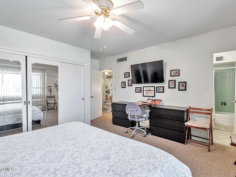 1 bed, 2 beds and 2 baths available for move in