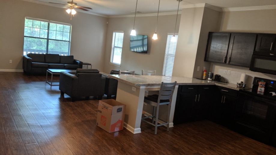 Aspen Heights 1 Room Sublease Only $462