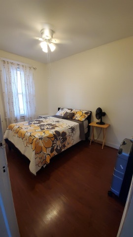 SOUTH ORANGE - ROOM FOR RENT IN HOUSESHARE