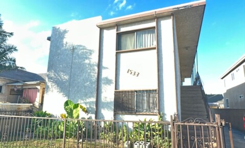 Apartments Near CSULA 1533 E 51st St for California State University-Los Angeles Students in Los Angeles, CA