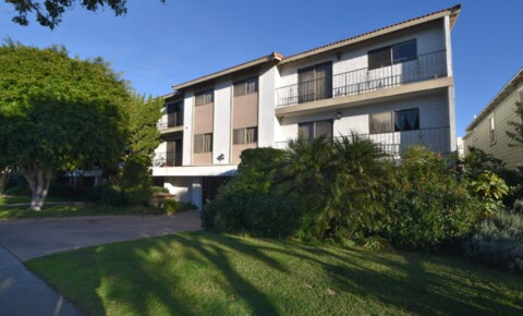 Apartments Near PLNU 845 E Avenue Unit E for Point Loma Nazarene University Students in San Diego, CA