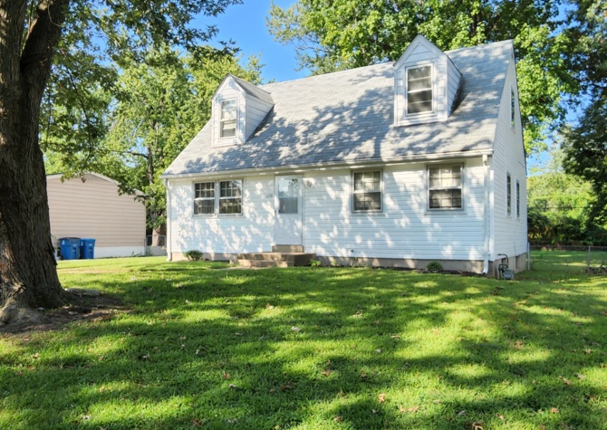 Houses Near Saint Louis, MO - Single-Family - $1,225.00 Available September 2022
