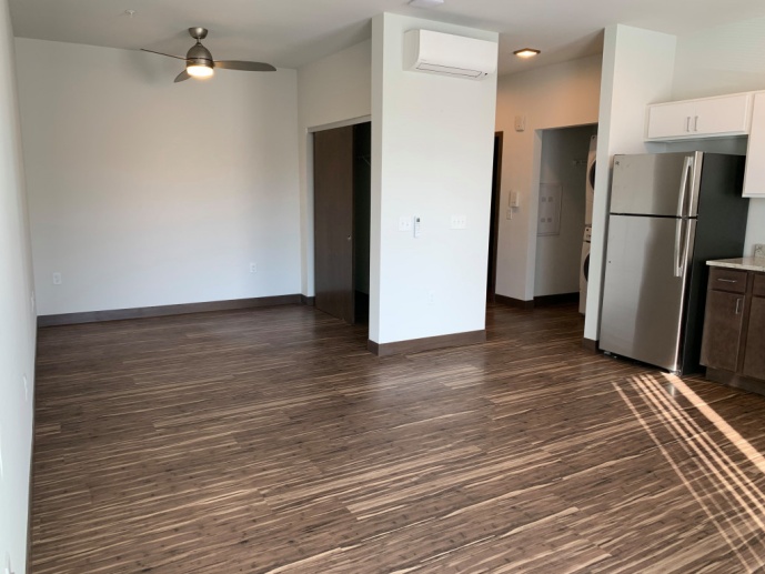 Studio Apartment near UW-Madison /Capital Available January 2022